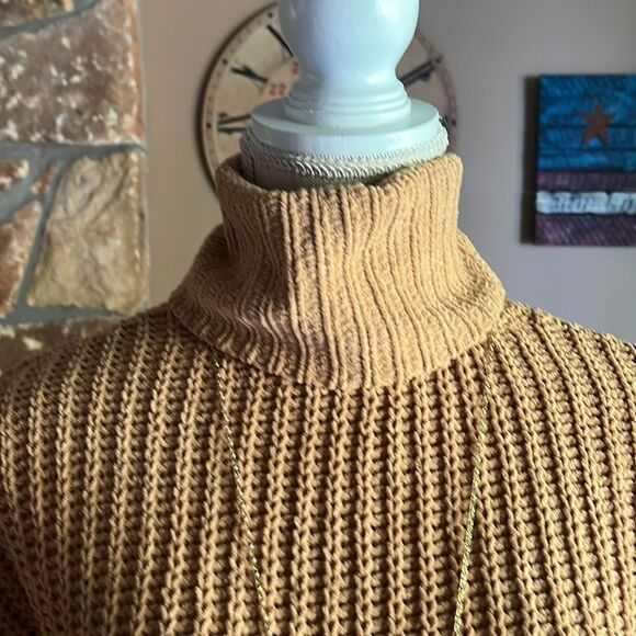 Arizona jean Company Long Turtleneck Sweater Size Small Pumpkin Ale - Picture 2 of 12